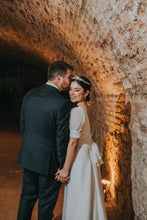 Cargar imagen en el visor de la galería, MARÍA VICTORIA
