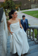 Cargar imagen en el visor de la galería, BERNARDITA
