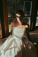 Cargar imagen en el visor de la galería, BERNARDITA
