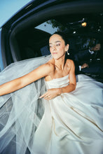 Cargar imagen en el visor de la galería, BERNARDITA
